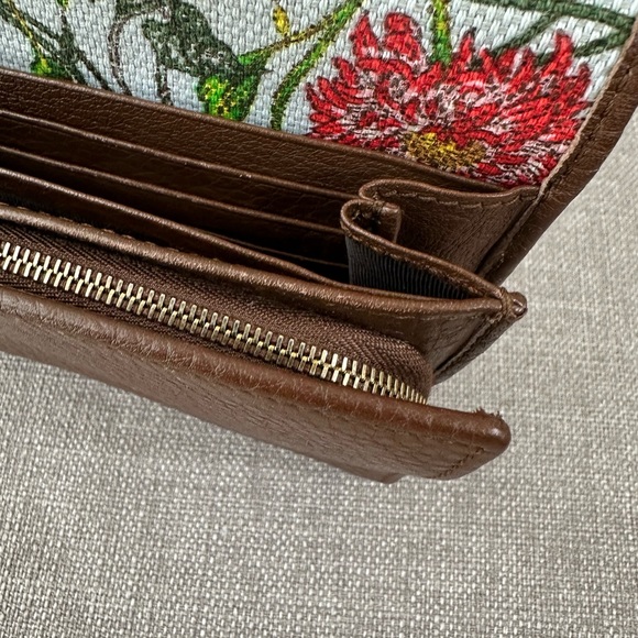 Beautiful Gucci wallet - Picture 9 of 16